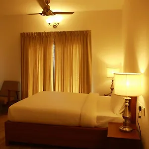 Hotel Solo, Kochi